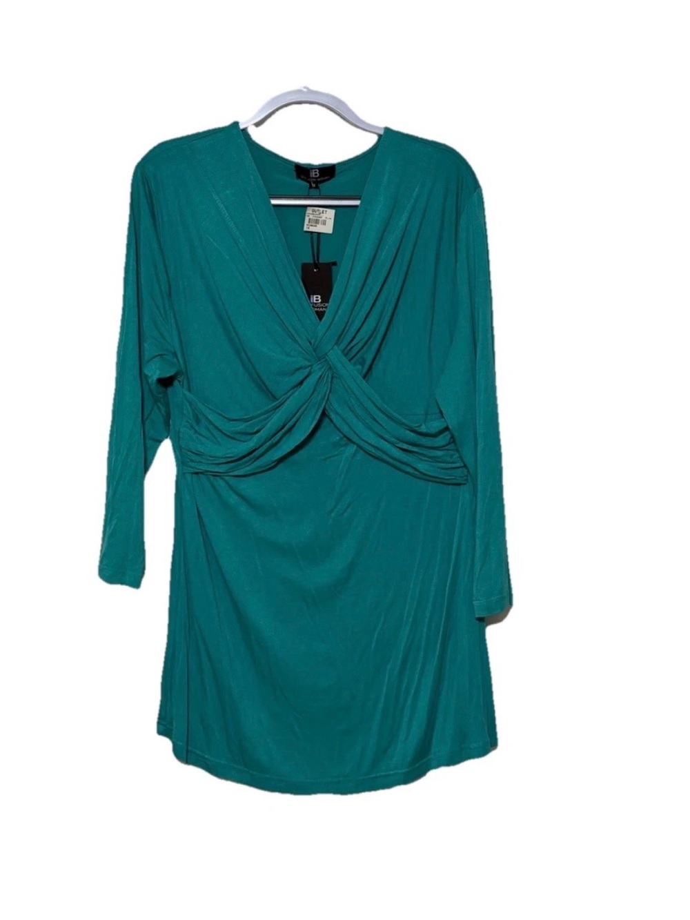 iB Diffusion Tunic Top NWT